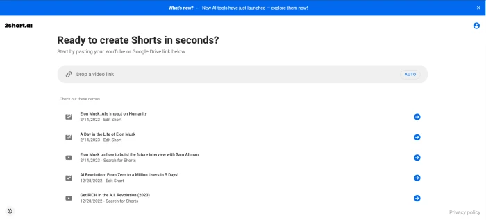 2short.ai Create Short input form where a long YouTube video URL is pasted to start the AI extraction